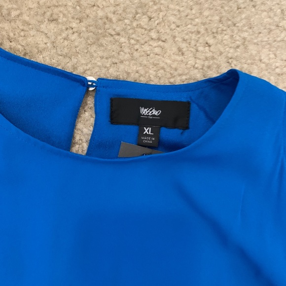 💙 Beautiful Blue Dress 💙 - Picture 8 of 9